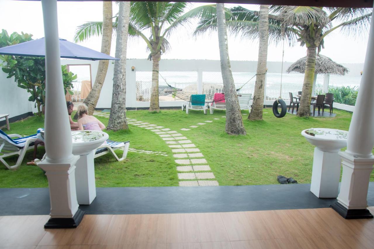 Ashen'S Beach House Boossa Luaran gambar