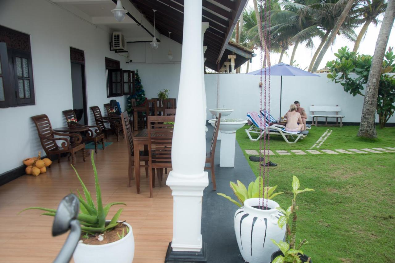 Ashen'S Beach House Boossa Luaran gambar