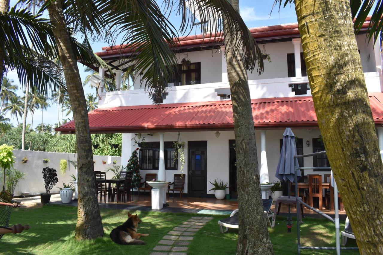 Ashen'S Beach House Boossa Luaran gambar