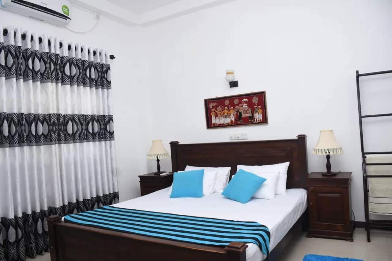 Ashen'S Beach House Boossa Luaran gambar