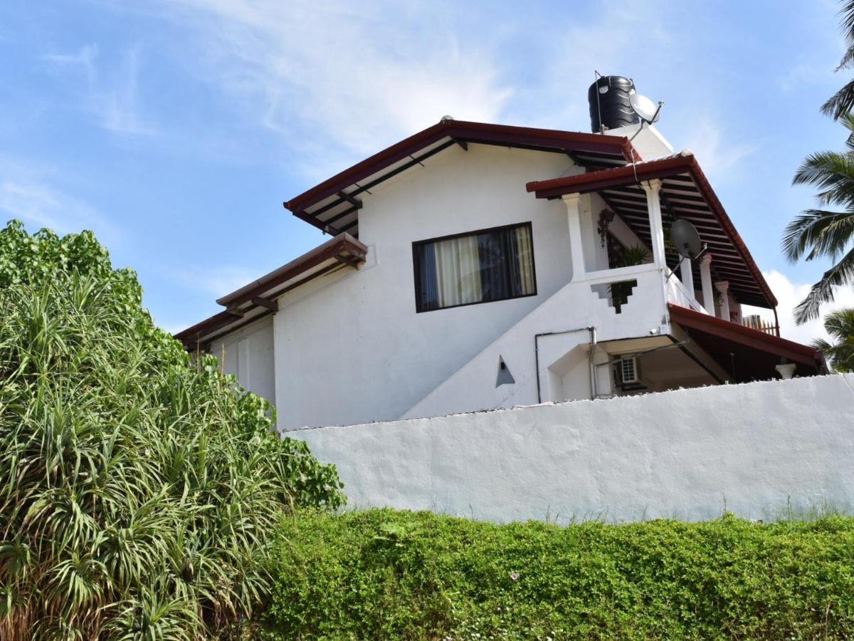 Ashen'S Beach House Boossa Luaran gambar